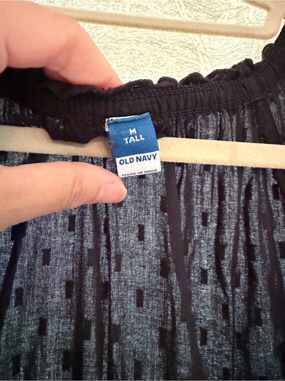Old Navy Black Maxi Dress with V-Neck and Cap Sleeves - Picture 3 of 6